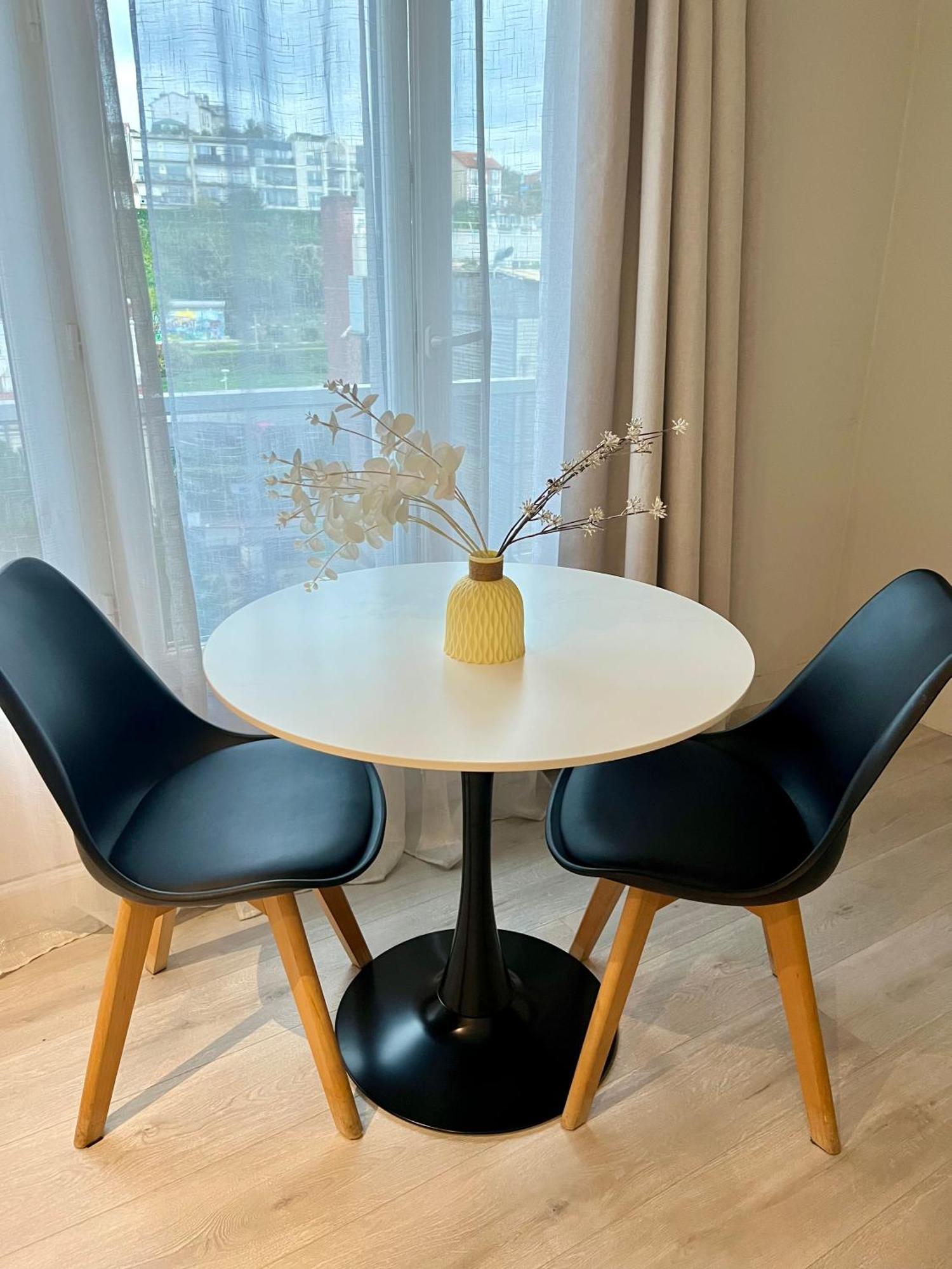 Le Serenityappart Suresnes Extérieur photo